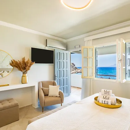 Le Grand Bleu & アパート