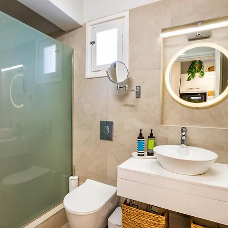 Appartement Le Grand Bleu Studios&apartments *