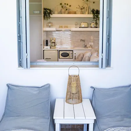 Le Grand Bleu & * Lefkos (Karpathos)